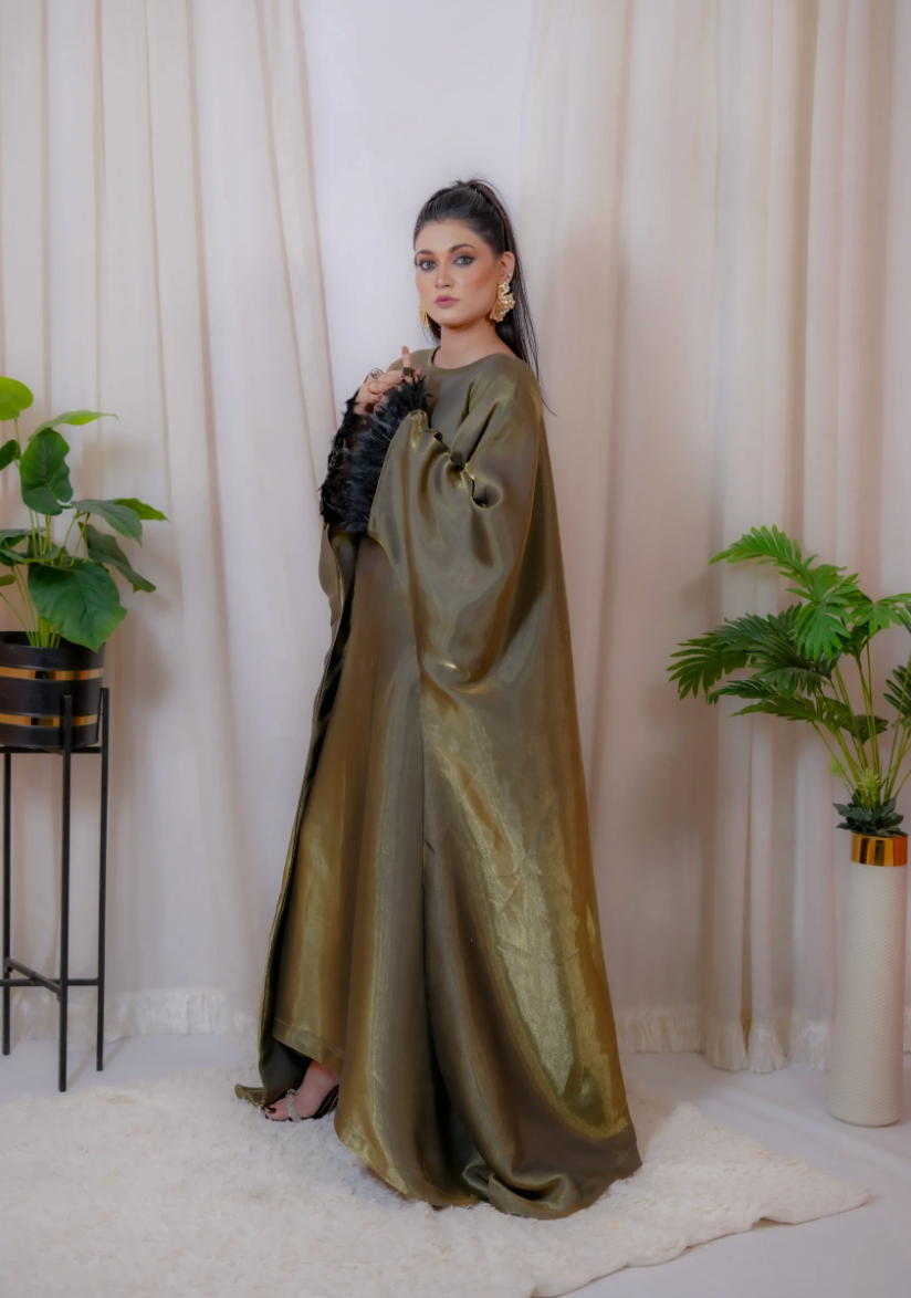 FEATHER LUXE ABAYA