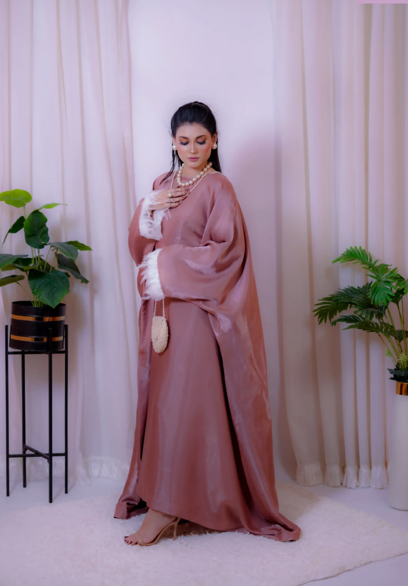 FEATHER LUXE ABAYA