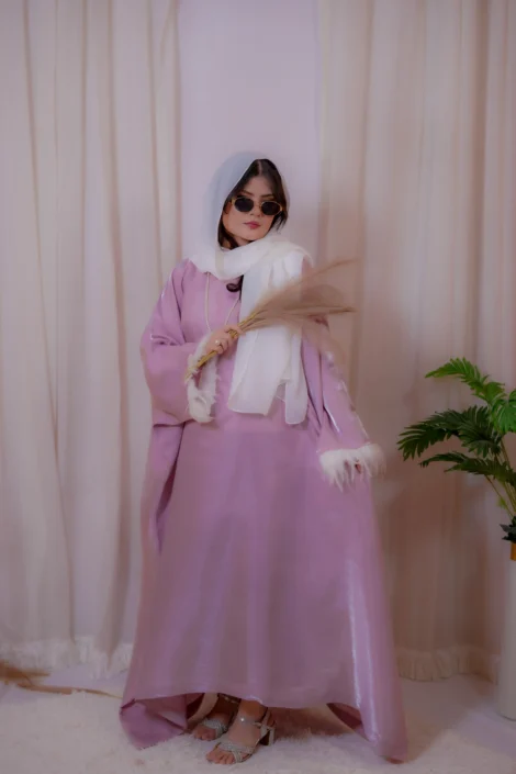 FEATHER LUXE ABAYA